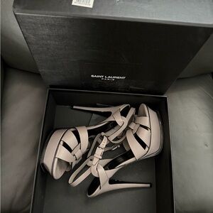 YSL Yves Saint Laurent Tribute 39.5